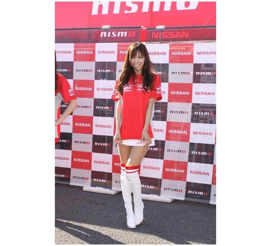 美波千夏さんのインスタグラム写真 - (美波千夏Instagram)「2012年、2013年の東京オートサロンは、AUTECHレースクイーンとして日産ブースで出演させていただきました❤️とても光栄でした🥺✨ 2011年のオートサロンでは、ステージで日本レースクイーン大賞の発表があり、そこでグランプリを受賞して私の人生が変わりました💫 ってもう8年⁉️え、8年⁉️早いなぁ… そして今日9代目のグランプリが発表されますね💕ドキドキです❤️ . あ、そうそう！オートサロン行ってる方にはぜひ参加して欲しいのですが、Amazonギフト券があたるAUTECH目撃キャンペーン開催中です🌟 実は私も昨日特別にステージに登らせていただき写真を撮っていただきました💕 1．オーテック公式SNSアカをフォロー（Instagram、Twitter、Facebook） インスタは @autech_japan です。 2．自分の車や日産のお店やオートサロンなどに展示してある「青いAUTECHエンブレム」の車を撮る。 3. #AUTECHBLUE をつけて投稿するだけ！何回でも投稿OKだそうです❤️ぜひー🥺 . . . . . #tas2019 #AUTECH #autechblue #レースクイーン #日本レースクイーン大賞 #レースクイーン大賞 #レースクイーン大賞グランプリ #nismo #NISSAN #日産 #オーテック #supergt」1月12日 13時15分 - chinatsu_minami