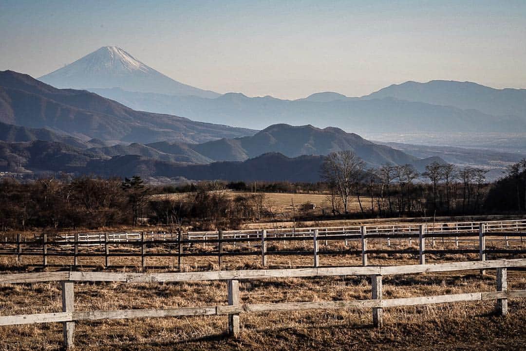 のインスタグラム：「1066 清里高原 . Yamanashi, Japan 山梨県 . #japanfocus #jp_gallery #instagramjapan #ig_japan #wu_japan #wu_asia #worldunion #theworldshotz #igersjp #team_jp_ #team_jp_東 #山梨県 #team_jp_skyart  #mtfuji #Japan #Yamanashi  #natureaddict Mt. Fuji Yamanashi, Japan #Lovers_Nippon #東京カメラ部#japan_night_view #japan_night_view_member #1xPicoftheDay #ig_phos phos #写真好きな人と繋がりたい #bestjapanpics #photo_shorttrip」