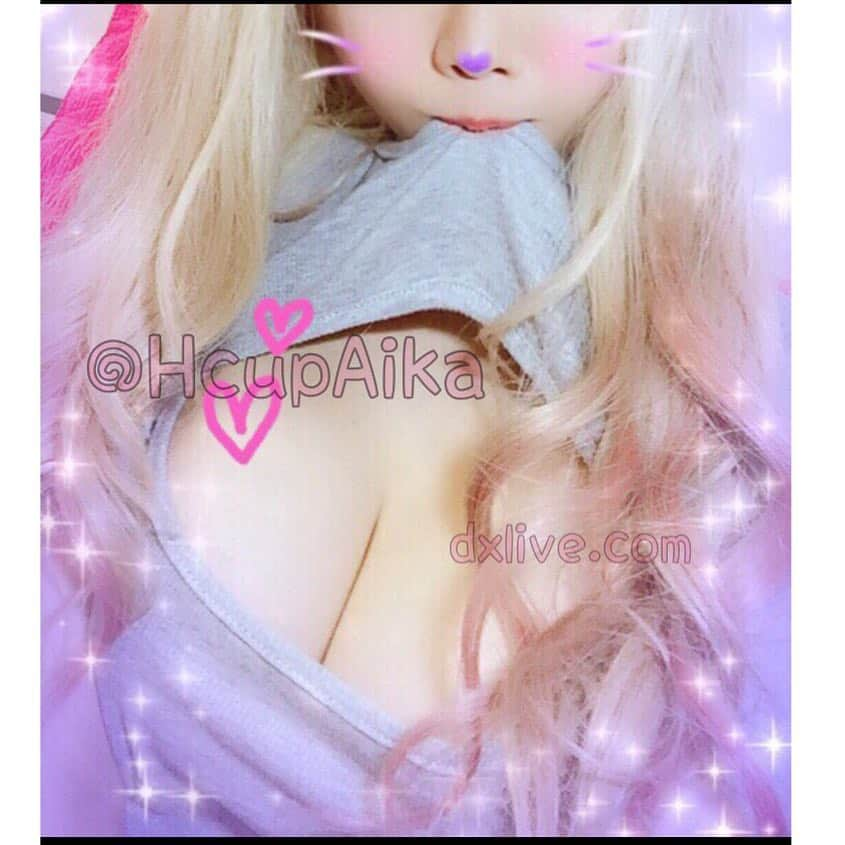 Aikaのインスタグラム：「💗」