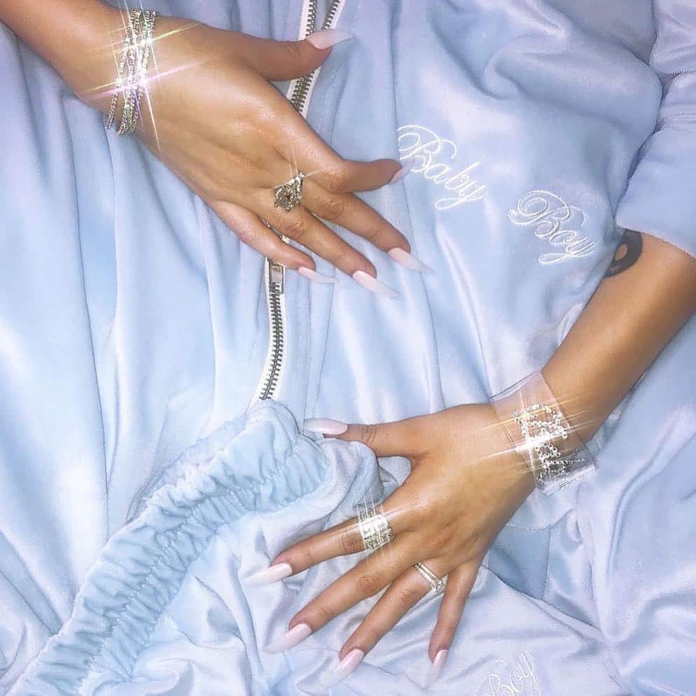 Eichi Matsunagaのインスタグラム：「Nails for @aidan.euan @unicorn_fetus69 💘💧💦💦💦」