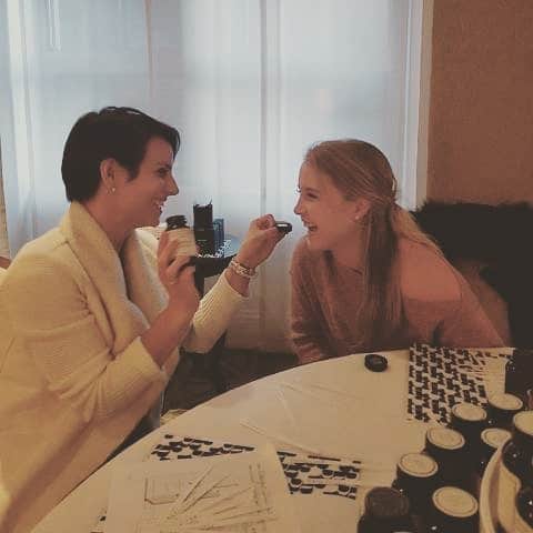 ジュリアン・セガンのインスタグラム：「Because doing parfume can be weird,fun and unexpected at some point!!! Loved this experience 😎😁 So much essence are going thru my nose right now😂  @meaganduhamel」