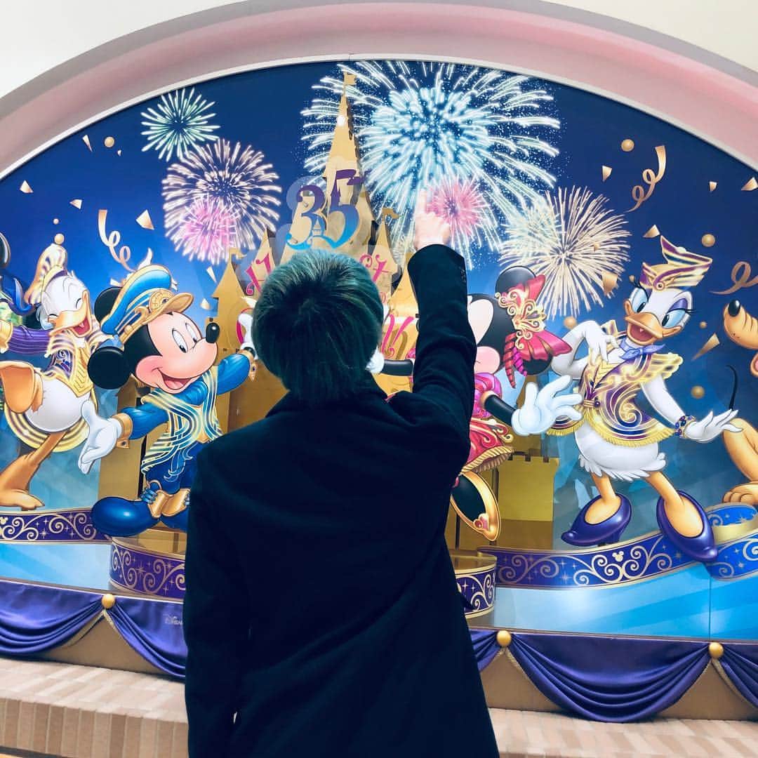 ぷちぷち＜Pのインスタグラム：「ディズニーの写真集➀」