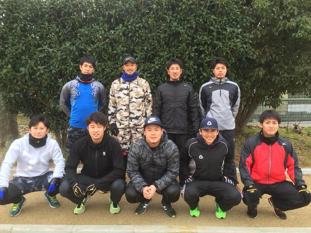 石原彪のインスタグラム：「全員揃いました‼︎ キャンプまでしっかり体作って頑張ります‼︎ そして、全力で頑張ります！ #チーム藤田 #京都 #自主トレ #わかさスタジアム京都  #楽天イーグルス #東京ヤクルトスワローズ #オリックスバッファローズ」