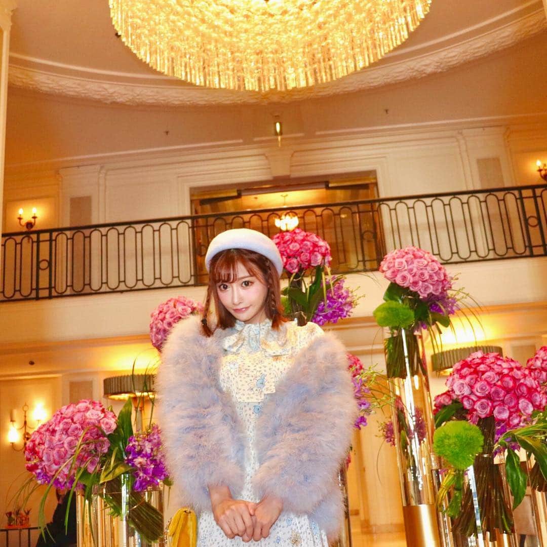 明日花キララのインスタグラム：「いよいよ明日はお渡し会！！ . 久し振りに愛しのキララビッツに会えるの楽しみにしてます🐇❤︎❤︎ 女性限定のお時間もあるのでたくさんお話ししようね🌷🌷🌷 おやすみなさい. .🐰🌙」
