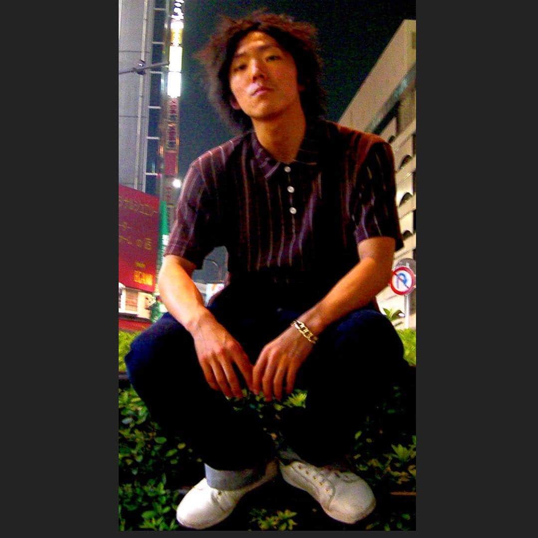 HIKAKINのインスタグラム：「‪世の中、成人式と言うことで、‬ ‪わたくしヒカキンの２０歳の時の写真がこちら！‬ ‪見下しとるwww‬ ‪成人式はハモネプのテレビ収録で行けなかったの覚えてる😎‬ #成人式 #２０歳 #二十歳」