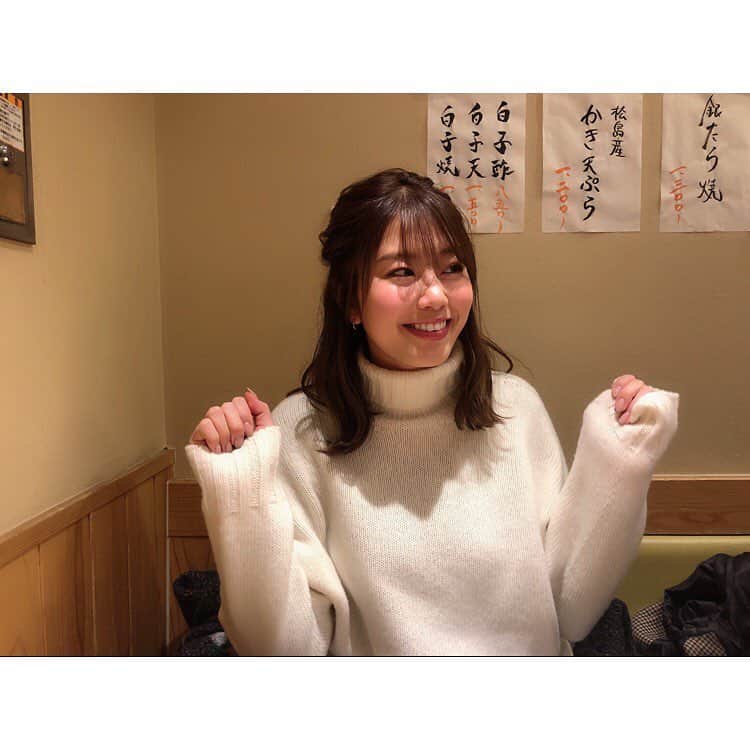 稲村亜美さんのインスタグラム写真 - (稲村亜美Instagram)「皆さんたくさんのコメントありがとうございます🙏やっと誕生日感が伝わってきました💓🤔感謝です！！！！明日はありがたいことに地方でロケでなので前乗りをしていて寂しい夜なのですがコメントを読み返してニコニコしてます🤣💓本当にありがとうございます！！！！ #今日食べたもの #カレー #お寿司 #ラーメン #わんぱくすぎる🤣💓」1月13日 22時43分 - inamura_ami