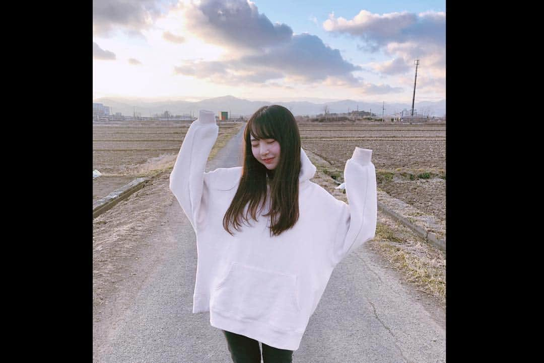 まこさんのインスタグラム写真 - (まこInstagram)「1年が経った !」1月13日 18時18分 - mako_x_x_x