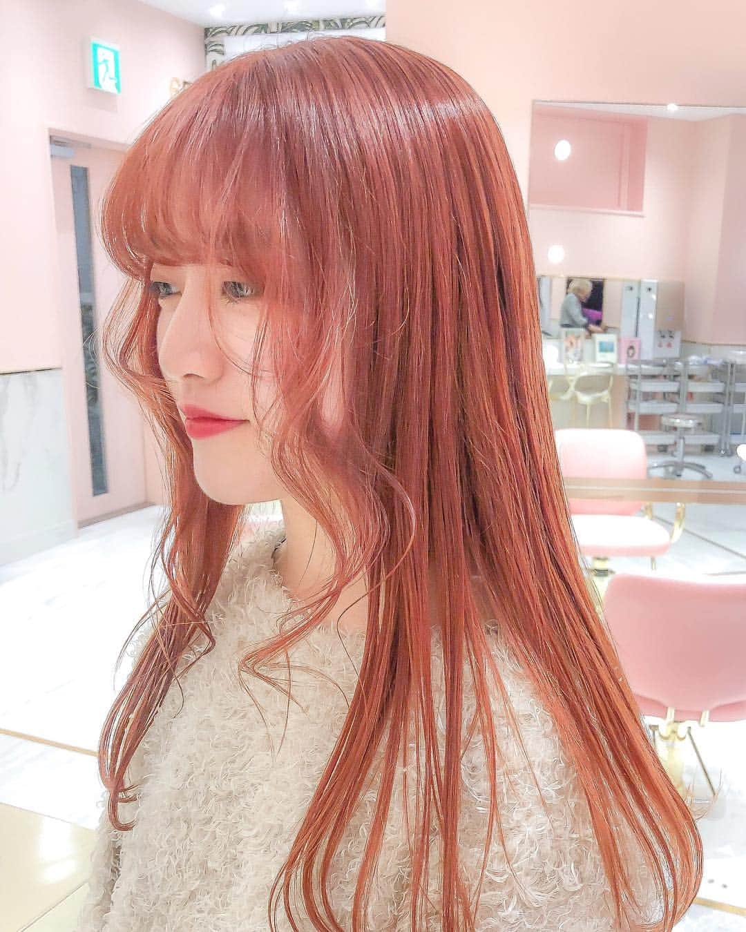 原涼香のインスタグラム：「ㅤㅤㅤㅤㅤㅤㅤㅤㅤㅤㅤㅤㅤ #IZONE キムチェウォンカラー💗💗 色濃いめのときの❤️ ㅤㅤㅤㅤㅤㅤㅤㅤㅤㅤㅤㅤㅤ ケアブリーチで、 つやつやハイトーン✌🏻🍯 チェウォンのいろ、 人気だな〜🥰 ㅤㅤㅤㅤㅤㅤㅤㅤㅤㅤㅤㅤㅤ」