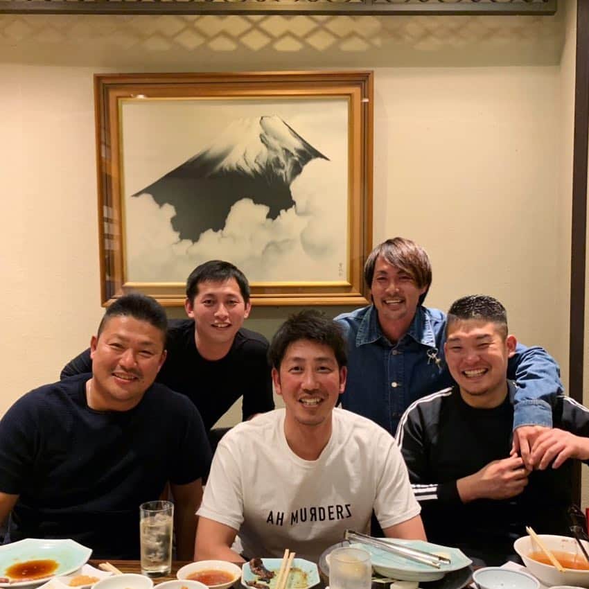 のインスタグラム：「久しぶりにrespectな人達とご飯🍙 幸せでした！ * #村田修一 #藤田一也 #内藤雄太 #筒香嘉智 #石川雄洋」