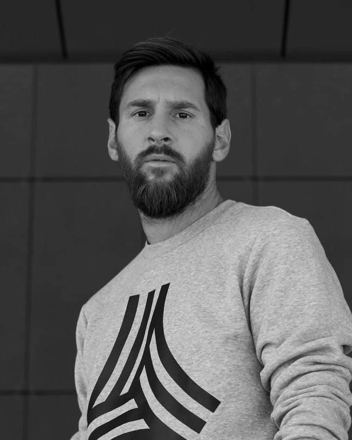 Team Messiのインスタグラム：「4️⃣0️⃣0️⃣ 82% Left  15% Right 3% Head 100% 🐐」