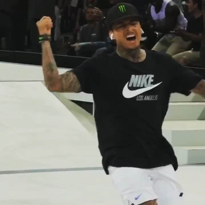 ナイジャ・ヒューストンのインスタグラム：「Hyped the fuck up!!!」