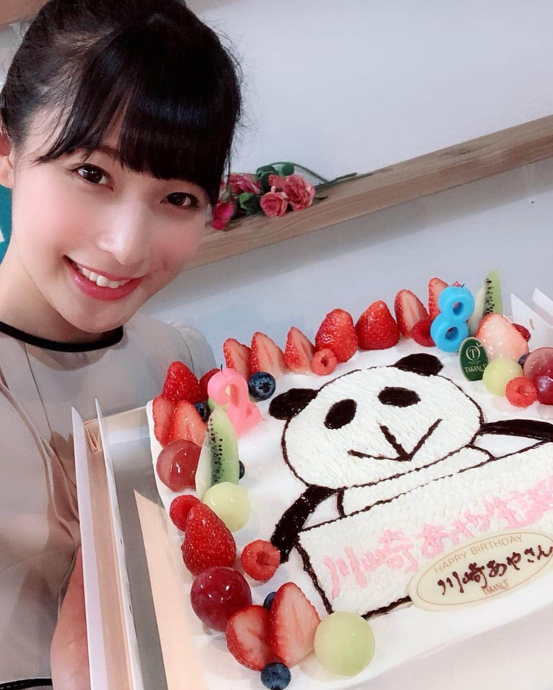 川崎あやさんのインスタグラム写真 - (川崎あやInstagram)「生誕祭ありがとうございました🐣❤️ 楽しかったぁぁぁ！！！みんな来てくれてありがとう💓  #川崎あや生誕祭」1月14日 19時52分 - kawasaki__aya