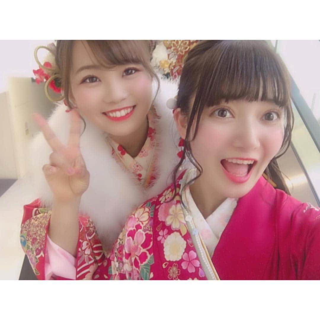 中尾紫乃のインスタグラム：「成人式㊗️ 大好きな友達に会えてすっごく幸せ〜〜🤤💓」