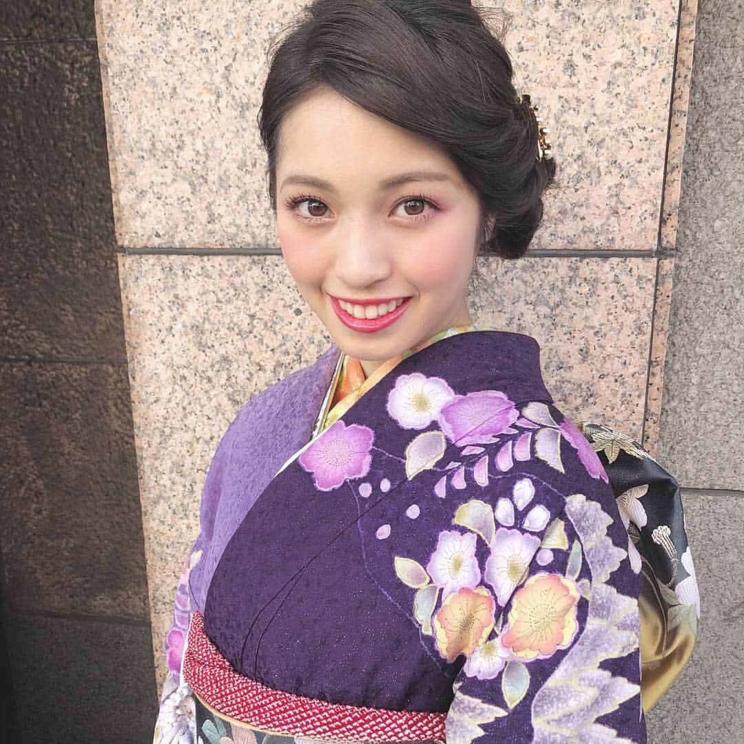 村島未悠さんのインスタグラム写真 - (村島未悠Instagram)「成人しました( ´ ▽ ` )❤️ #振袖#紫#かんざし#感謝」1月14日 21時00分 - happy_miyu0827