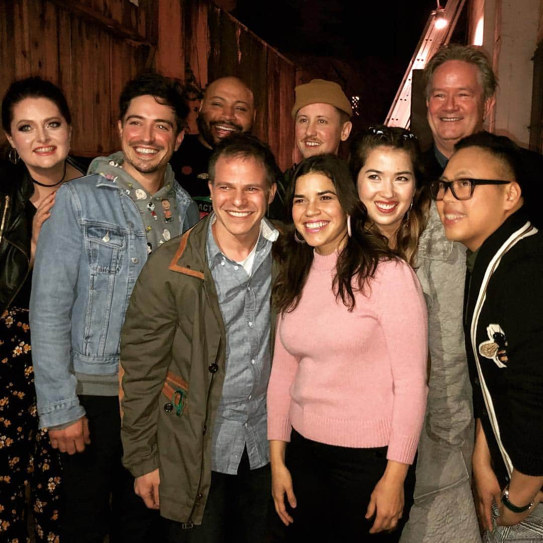 アメリカ・フェレーラさんのインスタグラム写真 - (アメリカ・フェレーラInstagram)「Actors prepare.  We had an AMAZING time at @sf_sketchfest this weekend doing a reading of the @nbcsuperstore pilot to a packed house at the @castrotheatre - so energizing and invigorating to feel the love for Superstore from you awesome fans!! Today we are back at work finishing up Season 4! I feel insanely lucky to be on this show with this uber-talented cast, bomb-ass writers, and wonderful crew. I never take a single day of it for granted.」1月15日 1時11分 - americaferrera