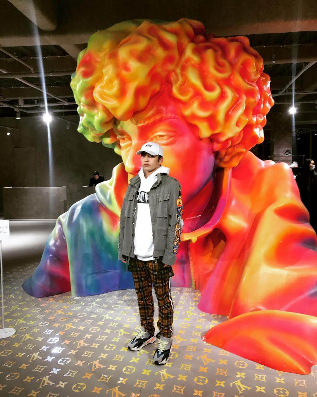 KENZO さんのインスタグラム写真 - (KENZO Instagram)「Thank you for @louisvuitton 🙏❤️ #louisvuitton  #lvmenss19 #lvharajuku #dapump  #kenzo」1月15日 20時46分 - dapump.kenzo