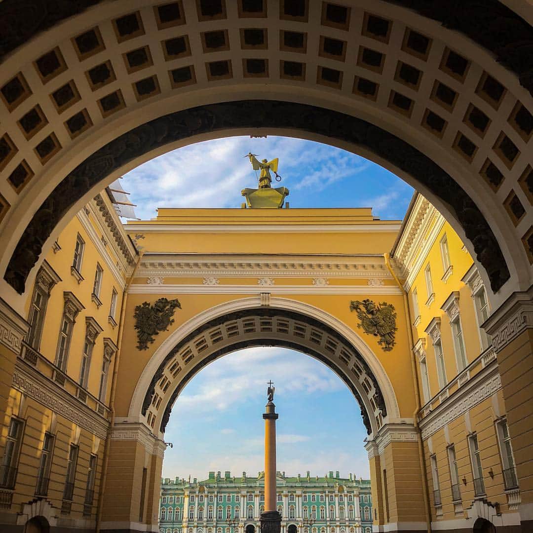 のインスタグラム：「#russia #stpetersburg #moscow」