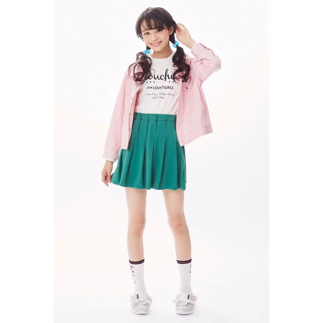 byLOVEiTさんのインスタグラム写真 - (byLOVEiTInstagram)「🍒バイラビ通信掲載🍒 ・ RETRO SCHOOL🐰バイラビの2019春コレクション、来週末に入荷予定です‼️ ・ チアフルなスクールガールスタイルは通学コーデにもオススメ🎒 ・ #byloveit #バイラビット #バイラビ #ニコプチ #林芽亜里  #ピンク #スクールガール」1月15日 13時30分 - byloveit_official