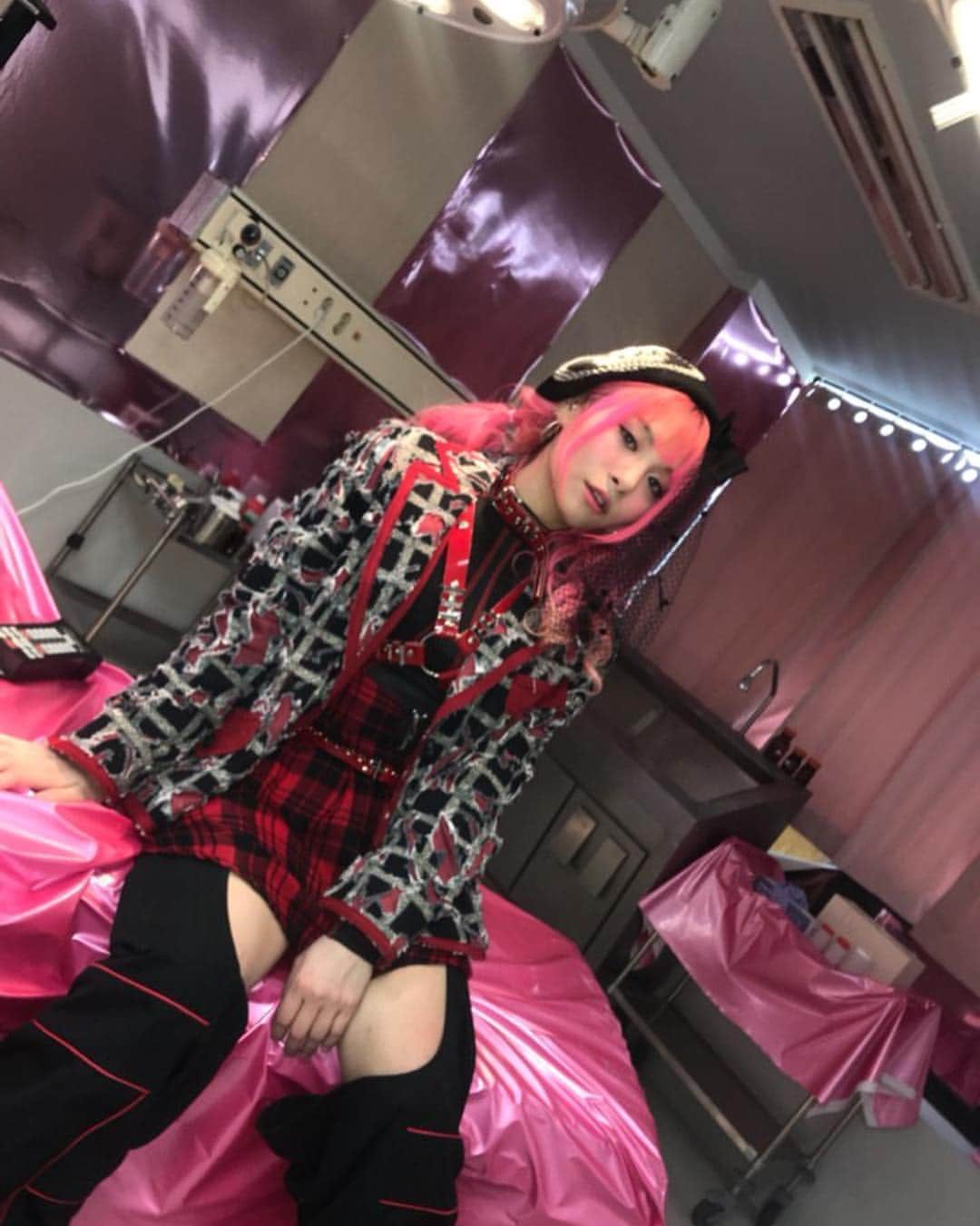 Jvcki Waiのインスタグラム：「Haryenne Westwood💕」
