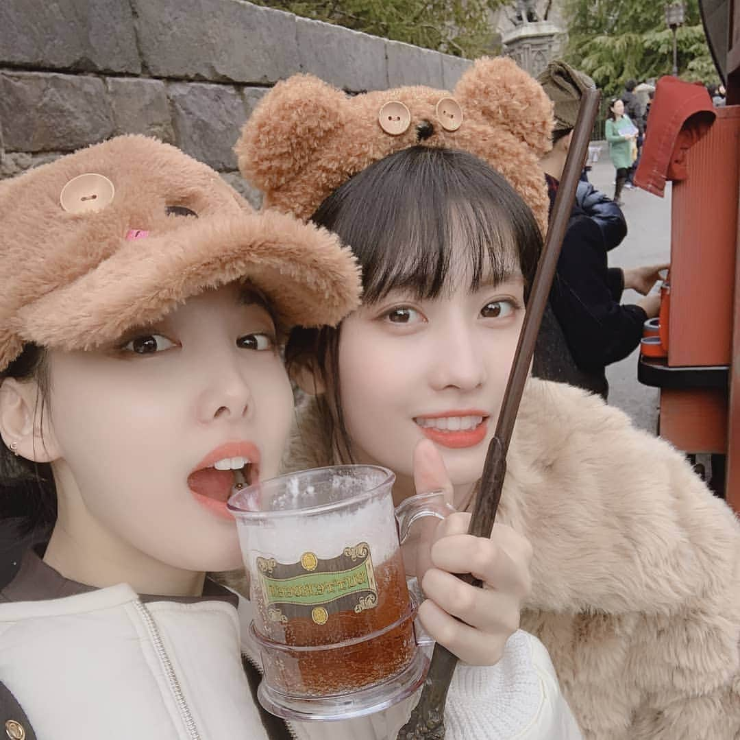 TWICEさんのインスタグラム写真 - (TWICEInstagram)「짜안! 휴가사진🐻🐻」1月16日 11時16分 - twicetagram