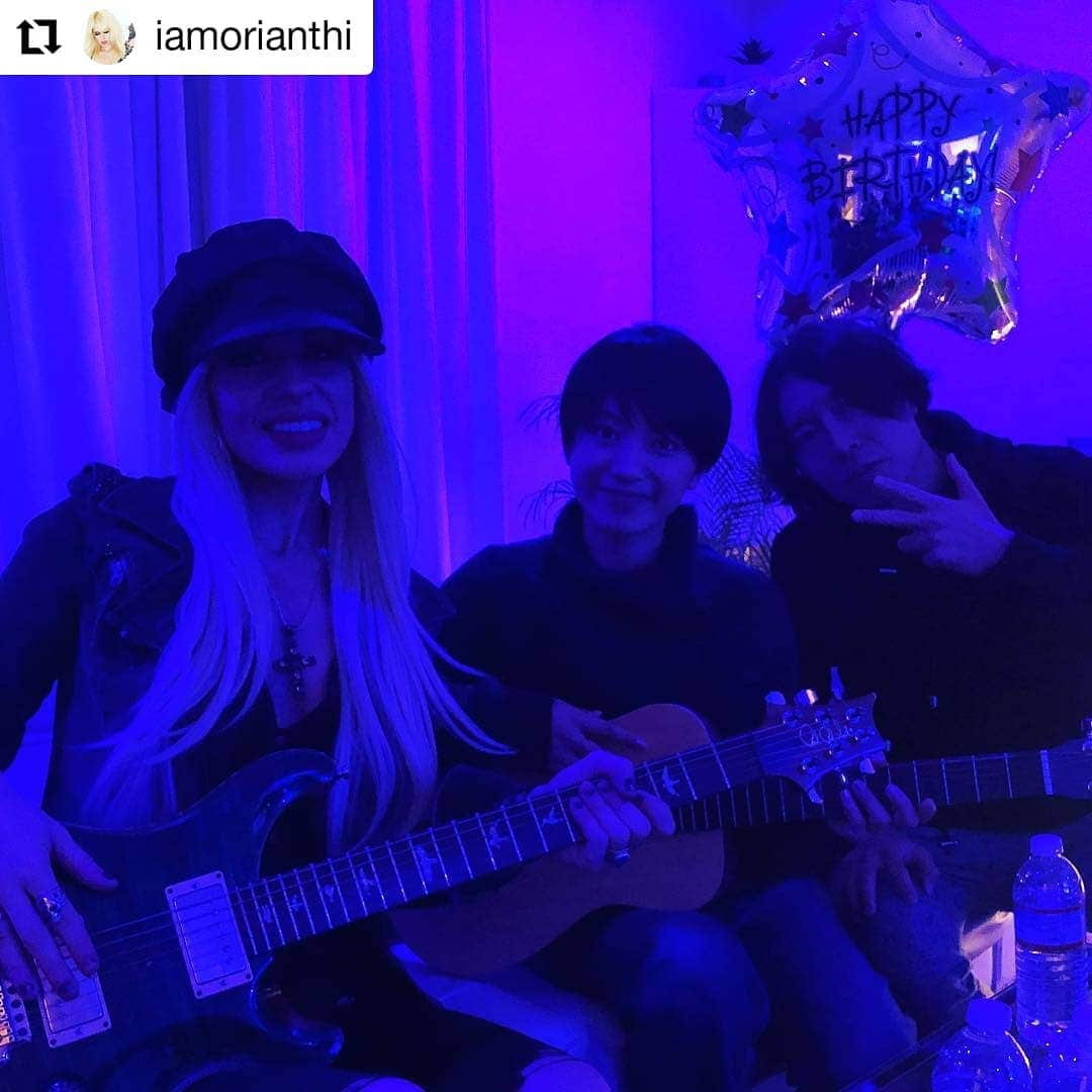 miwaさんのインスタグラム写真 - (miwaInstagram)「#Repost @iamorianthi • • • birthday for a new tune with @miwa_official_38 and producer #heroism !! @her0ism So fun today wrote another great track for her new album @sony_japan」1月16日 11時47分 - miwa_official_38