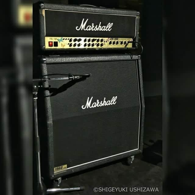 Yukiさんのインスタグラム写真 - (YukiInstagram)「Marshall Blog updated!  デジマートでESP Exhibition Limitedを試奏&インタビュー動画と記事がアップされました。 その撮影現場の様子がマーシャルブログにアップされたので是非ご覧下さい🤘🏻 http://www.marshallblog.jp/2019/01/d_drivedigimart-f025.html  #D_Drive #marshall #marshallblog #esp #exhibition #limited #guitar #guitarplayer  #デジマート #ギター #マーシャル #music #rock #metal #japan #japanesewoman #yuki #ゆき」1月16日 19時14分 - d_drive_gt_yuki