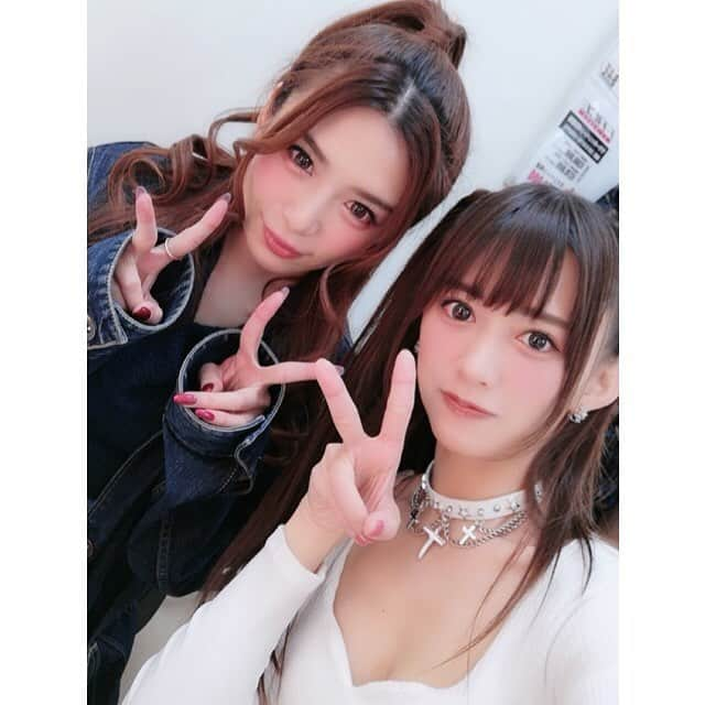 栗林里莉さんのインスタグラム写真 - (栗林里莉Instagram)「swipe➡️ くりりんセトリ ①Love&Road〜ガンバレ×マイセルフメドレー ②くりりん探検隊!!! 皆さん盛り上がって下さってうれしかったなぁ☺️ そして、いつも支えて下さるミルジェネさん、バンドの皆さん、MCの平方さんありがとうございました🎵 最高の2019年初ライブになりました❣️ #沖田杏梨 #anriokita #希島あいり #airikijima #unpanopticongirl  #luludy #AMATSUKA #桜もこ #mokosakura #阿部乃みく #mikuabeno #栗林里莉 #ririkuribayashi #japanese #singer #milkypopgeneration  #ミルジェネ新年会 #liveconcert」1月16日 19時29分 - riri_kuribayashi_official