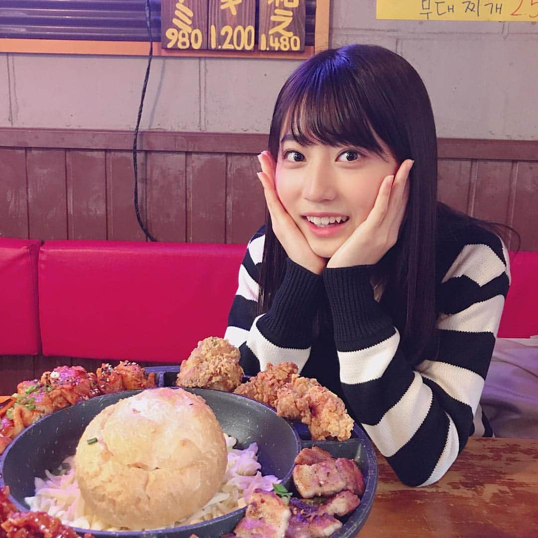 喜多乃愛さんのインスタグラム写真 - (喜多乃愛Instagram)「♥ ずっとずっと食べてみたかったチキン。ついに食べてしまった👀 チーズ好きにはたまらない😭💗 韓国料理最強です🔥 我ながら恐ろしいものを食べたと実感していますので 今日も今日とてジムです。 つっかれたー😪 皆さん、今日も一日お疲れ様でした☺︎ #新大久保」1月16日 20時20分 - kitanoa_official
