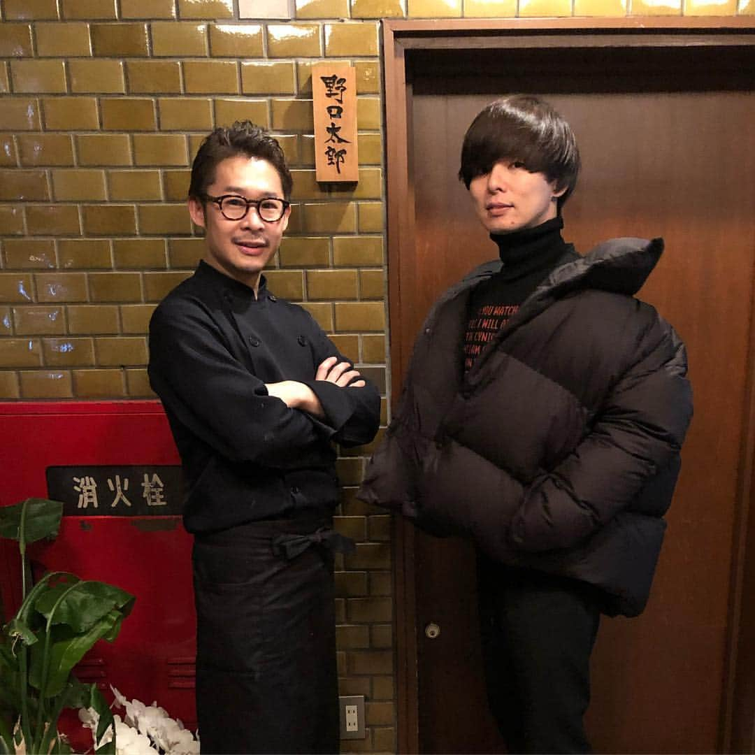 村長（小顔大使）さんのインスタグラム写真 - (村長（小顔大使）Instagram)「約１年ぶりの野口太郎へ☺︎ 本日も感動させて頂きました！ #ダウンもこもこ過ぎる #北新地 #北新地グルメ #食べログ高評価 #食べログ #野口太郎 #和食 #割烹料理  #あれやったらあれしてみて下さい」1月16日 22時19分 - soncho12