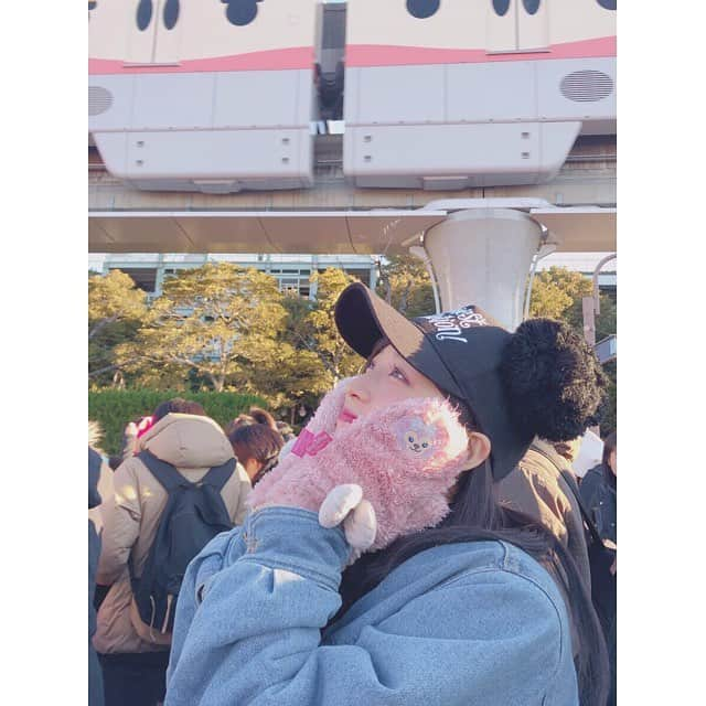 小栗有以さんのインスタグラム写真 - (小栗有以Instagram)「🐭🎀🐭🎀 . . .  #夢の国 #今日じゃないよ」1月17日 12時17分 - yuioguri_1226