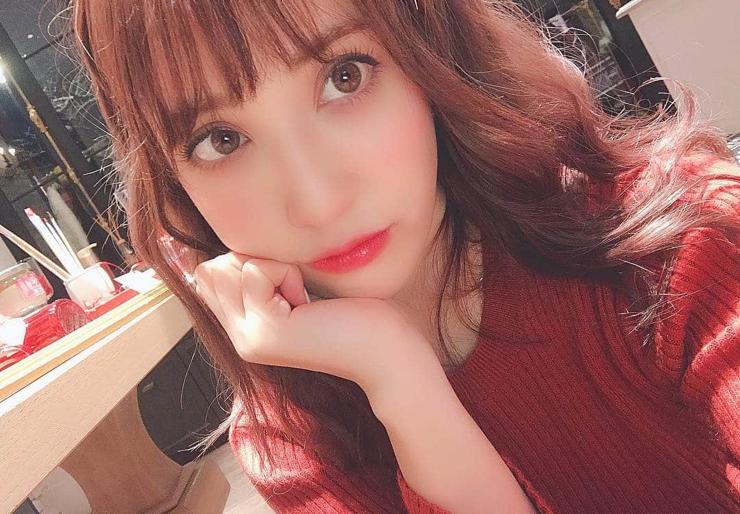 眞木美咲パメラさんのインスタグラム写真 - (眞木美咲パメラInstagram)「愛して止まないSABON のレセプションパーティに行ってきたよ🌹🛀 🥰 ステキなローズの香りに包まれて幸せ❤️ SABON はスクラブとオイルが好きすぎてもう何年も愛用してるの 今回のローズスプラッシュの香りもハマりそう😍 色も可愛い💕 スクラブほしー😝買おうかな...♡ . #中目黒 #SABONマイピンク #SABON  #ローズスプラッシュ #bodycare #lol #bathtime #❤️ #🌹 #ドレスコードは赤とピンク ！」1月17日 23時12分 - pamypamypamy