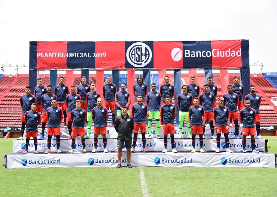 のインスタグラム：「SAN LORENZO  2019...🔵🔴」