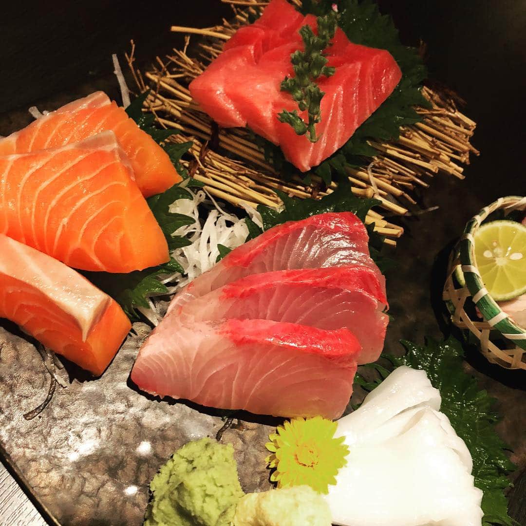 岩谷麻優さんのインスタグラム写真 - (岩谷麻優Instagram)「肉より魚派！ とゆうか刺身が好き！ うまかった！ ごっちゃんし♬︎」1月18日 1時35分 - mayuiwatani