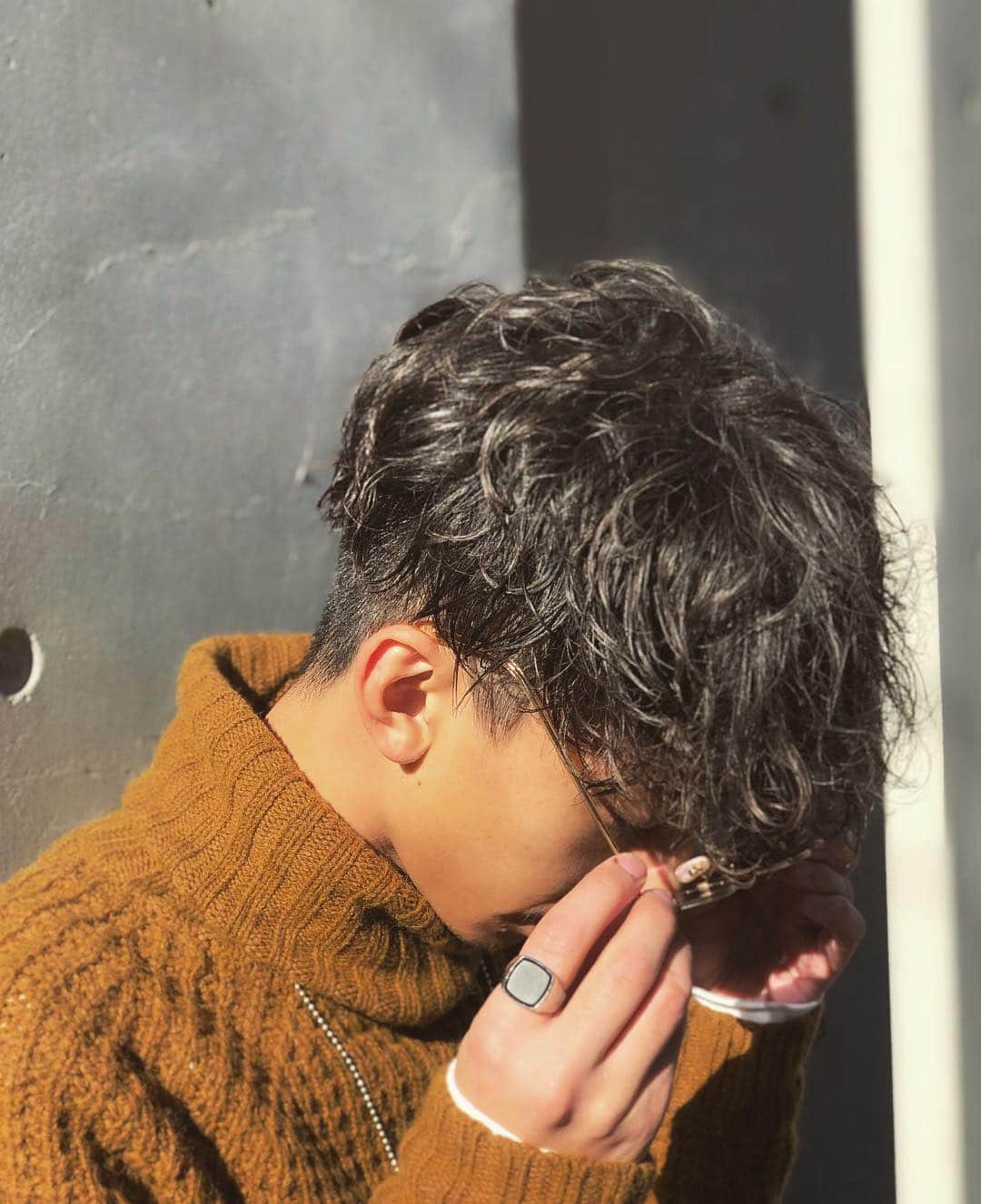 雄三 雨宮さんのインスタグラム写真 雄三 雨宮instagram 刈り上げ高めパーママッシュ サイドから見た感じはこんな感じ Oceantokyo Oceantokyo本店 メンズヘア メンズファッション メンズパーマ メンズ髪型 メンズヘアカタログ メンズモデル 雨宮雄三 雨