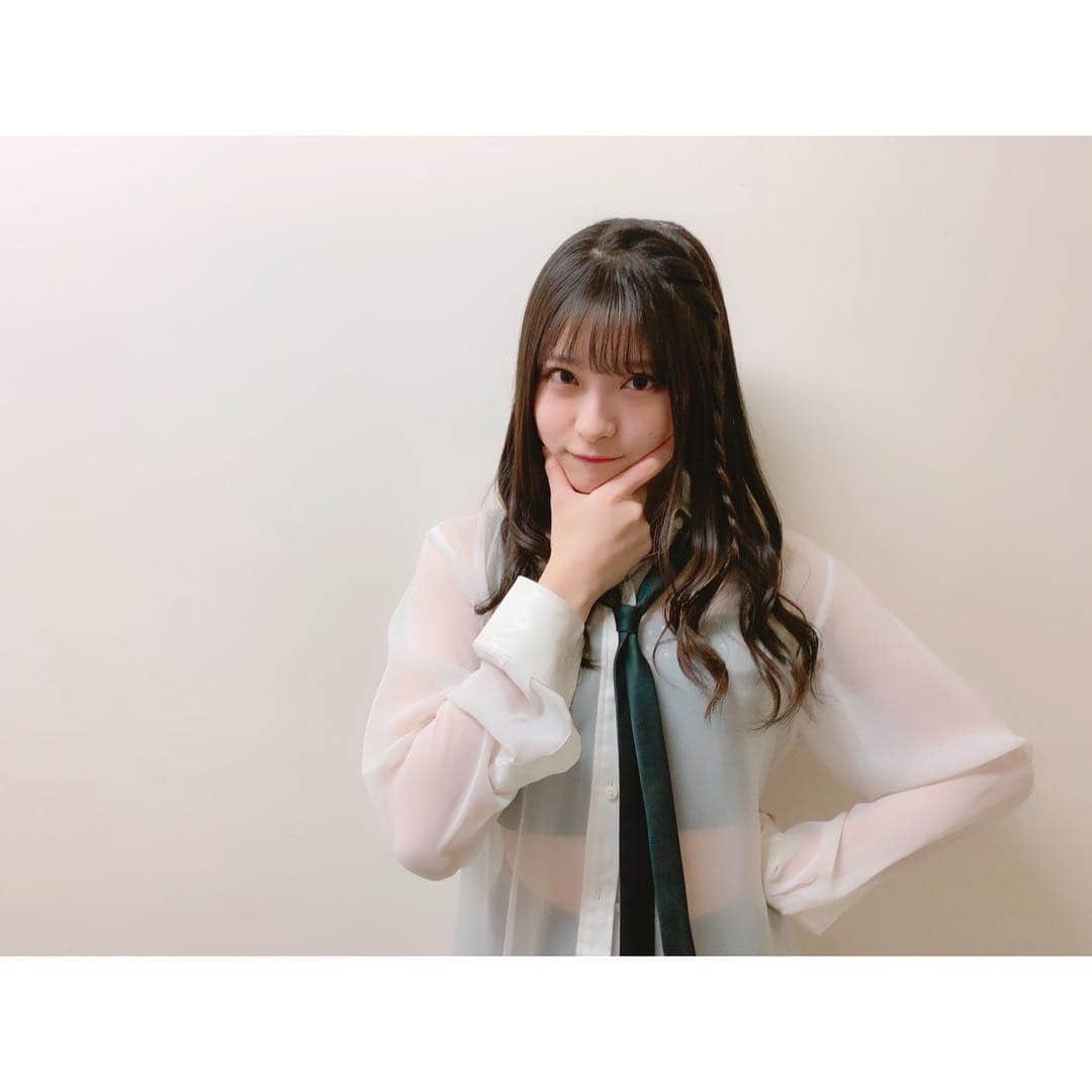 行天優莉奈さんのインスタグラム写真 - (行天優莉奈Instagram)「🐝❤️📞」1月18日 23時47分 - yurina.0314