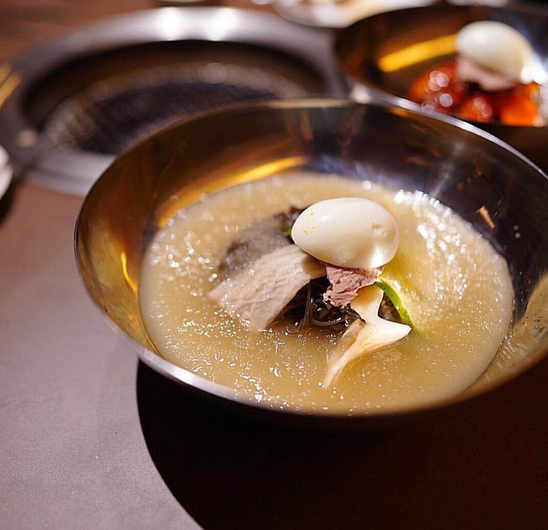 池山文さんのインスタグラム写真 - (池山文Instagram)「ハワイで超人気のユッチャン冷麺✨ 本日、六本木に焼肉 冷麺 ユッチャン @yuchuntokyo がオープン❣️という事で、昨日、一足早くレセプションに伺いました。 しばらくハワイに行く予定がない私も、六本木でシャリシャリ冷麺が食べられる幸せったら😍。お肉も美味しく、久しぶりのお友達との爆笑トークもさらに盛り上がりました〜〜🤣 美味しすぎて、今日も食べに行きたいくらい😋 六本木職場の皆様が羨まし〜〜い！  #ユッチャン #ユッチャン冷麺 #ユッチャン六本木 #roppongi #焼肉 #hawaii」1月18日 18時26分 - fumi23ikeyama