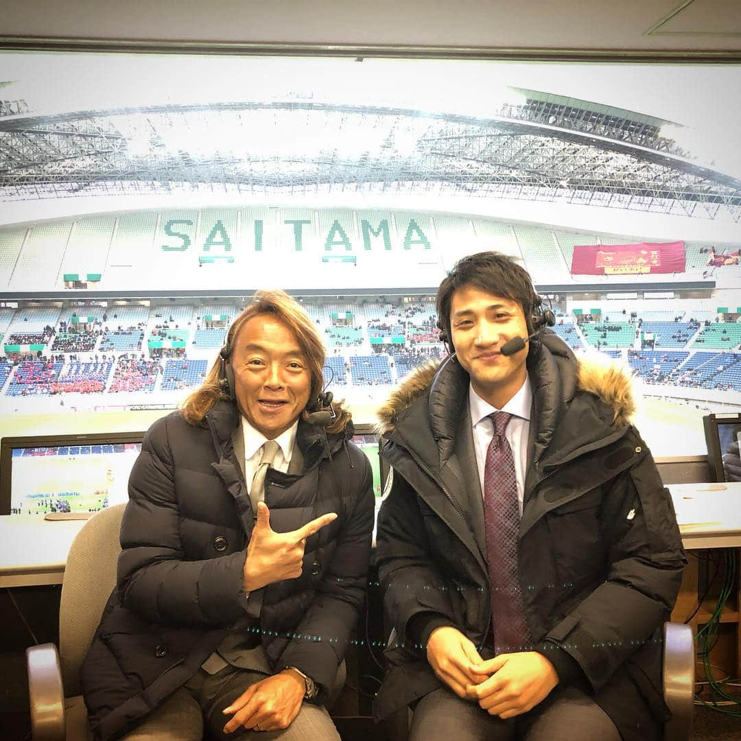 山本紘之さんのインスタグラム写真 - (山本紘之Instagram)「2019.1.12 選手権準決勝  ほろ苦い準決勝デビューとなりました。 それでも何とか喋り切れたのは、解説の北澤さん、サブアナの田中先輩、各所共に取材に行った系列アナウンサーの皆さんのおかげです。 うつむかず、振り向かず、また来年に向けて進みます。  あー、楽しかったなぁ。  #全国高校サッカー選手権」1月18日 18時58分 - yamamoto_hiroyuki.ntv