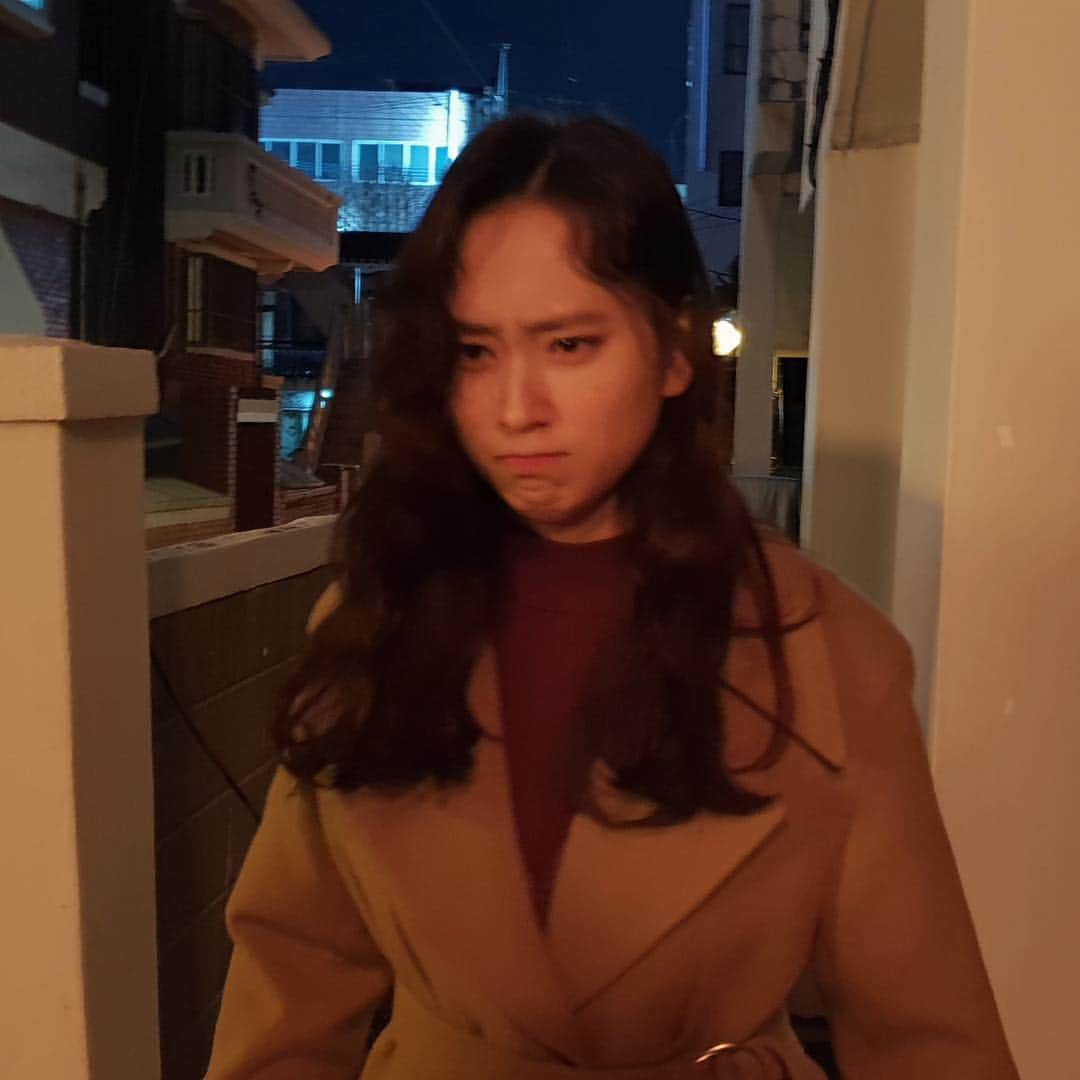 リュ・ヘヨンさんのインスタグラム写真 - (リュ・ヘヨンInstagram)「화요일아 빨리 오면 안돼? 아니 🙅‍♀️안돼.. 아니, 돼?... 안돼...🤦‍♀️ #은주의방 #마지막화 #화요일밤11시 #Olivetv」1月18日 20時30分 - ryuniverse328