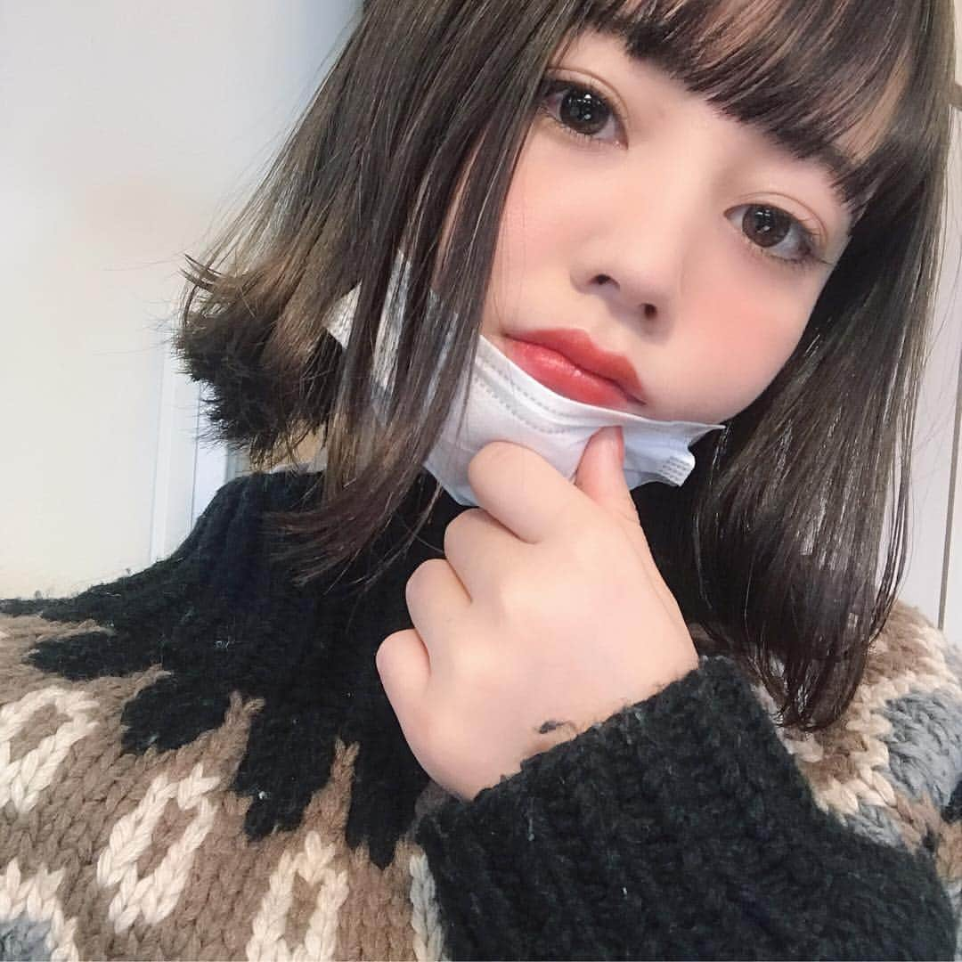 NANAMIさんのインスタグラム写真 - (NANAMIInstagram)「ナチュメイク💄 アイメイク @narsissist  クワッドアイシャドー 左上 チーク  @maccosmeticsjapan  SULTRY SWEET  リップ  @guerlainjp  N°371 @shiro_japan  ジンジャーリップバター ←これ本当におすすめ！！ . まつ毛エクステって本当に楽だと改めて思い知った🥳 #nanaおすすめ化粧品  #lbyhome #白玉ななみ」1月18日 21時19分 - nanami023