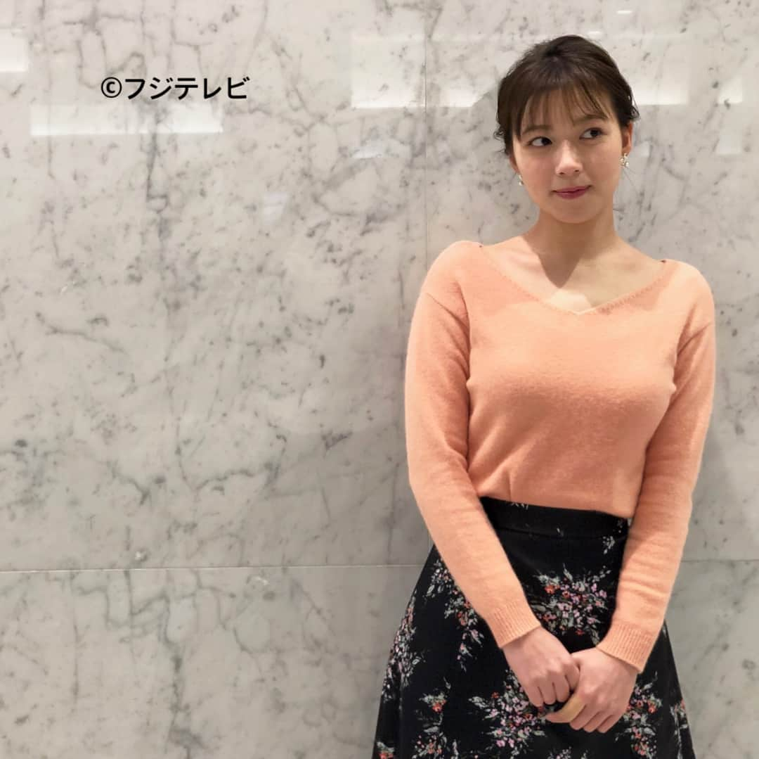 フジテレビ「めざましテレビ」さんのインスタグラム写真 - (フジテレビ「めざましテレビ」Instagram)「1月18日（金）きょう何着て行く？ ・ ファッション雑誌CanCamとコラボした お天気コーナー「きょう何着て行く？」 阿部華也子ちゃんの毎日のコーデを紹介♪ ・ 【きょうのコーデ】 コート→#Swingle 5万5000円 ニット→#アプワイザーリッシェ 1万3000円 スカート→#SNIDEL 1万円 靴→#DIANA 1万3500円 ピアス→#Phoebe 3600円 タイツ→#フランティカ クローゼット 600円 ・ 【コーデのポイント】 この冬のトレンドカラー・ブラウンのコートが主役🧥✨ 濃いめのトーンなら大人っぽく まろやかなココアブラウンなら女の子らしくなるので 気分に合わせて選ぶとよさそうです👀 カラーニットと花柄スカートの きれいめスタイルに羽織れば 一歩先行く通勤コーデに仕上がりますよ🙆‍♀️ ・ #めざましテレビ #きょう何着て行く？ #阿部華也子 #今日のコーデ#コーデ #CanCam #今日のファッション#ootd #きょう何着て行く？は月〜金朝6時22分ごろ放送！」1月18日 21時58分 - mezamashi.tv