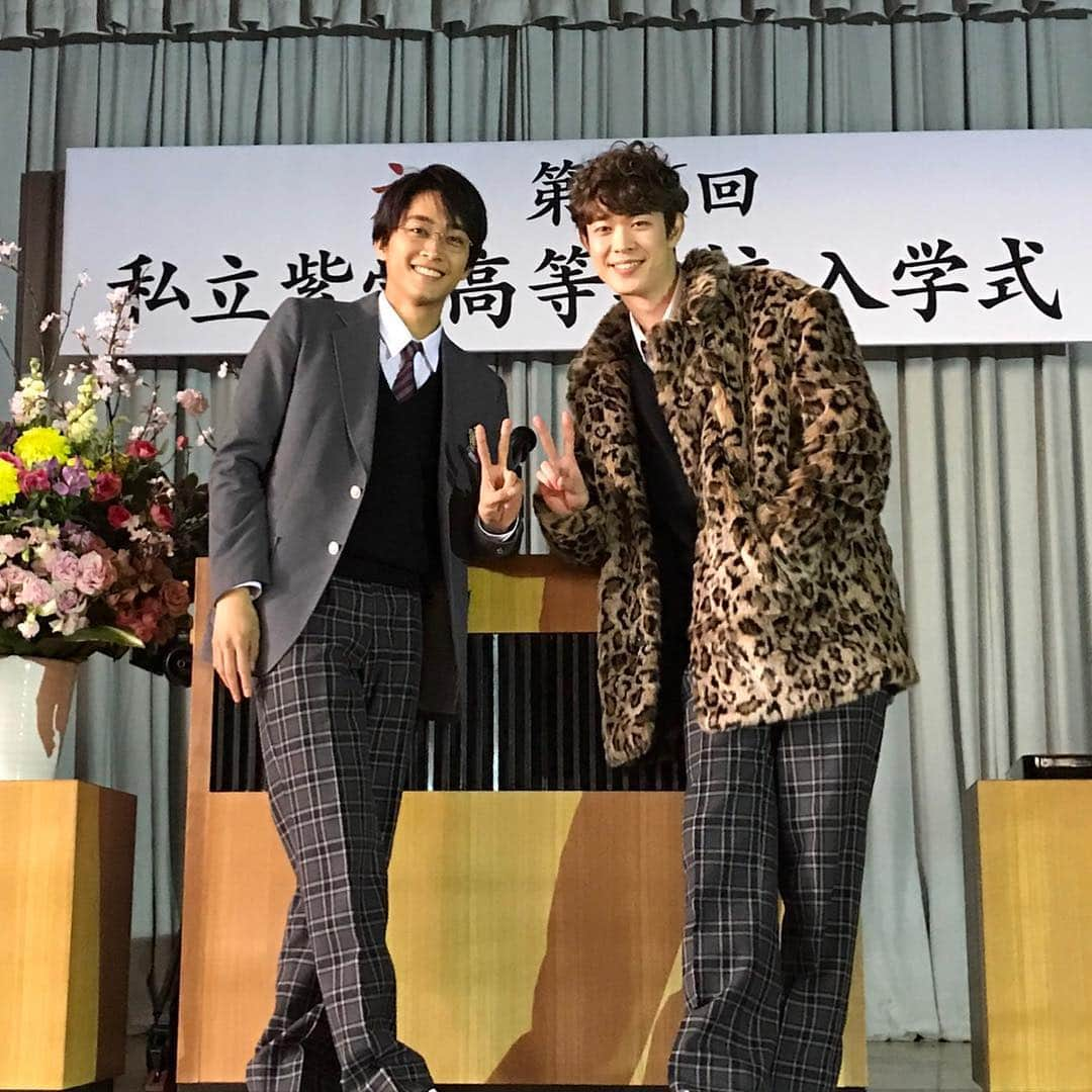 宮沢氷魚さんのインスタグラム写真 - (宮沢氷魚Instagram)「「僕の初恋をキミに捧ぐ」今夜11:30〜初回放送です！ぜひご覧下さい！！ #僕の初恋をキミに捧ぐ #僕キミ #テレビ朝日 #テレ朝 #土曜ナイトドラマ」1月19日 17時34分 - miyazawahio