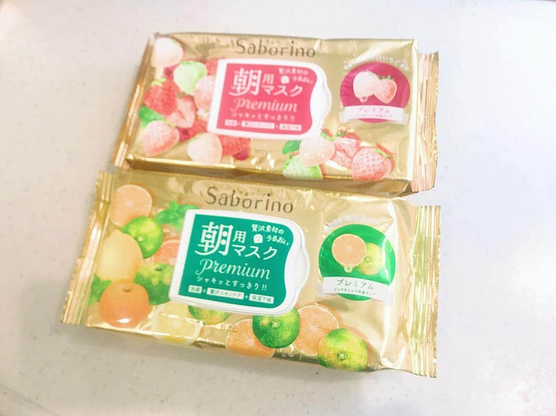 わちみなみのインスタグラム：「60秒で洗顔と保湿が叶う #saborino﻿ センター試験前にかなりお世話になりました🥺﻿ ﻿ 青みかんと﻿ 白いちごのシートパックで﻿ 洗顔の役割もしてくれるって書いてあるので﻿ 結構ヒリヒリするんじゃ？って思ったんだけど﻿ 乳液タイプでかなり保湿されるタイプだった(*'▽'*)﻿ ﻿ シートパックってだいたい15分ぐらい﻿ つけなきゃだけど、  こちらだと60秒で済んでしまうから﻿ どうしても忙しいときとか 受験生にもおすすめです‼️ 勉強しながら自分のお手入れするのは大変だからね😭✨伝われ〜！﻿ ﻿ #voce #サボリーノ﻿ #朝 ##シートパック #受験生 #美容 #美容シート #朝用マスク #vocest」
