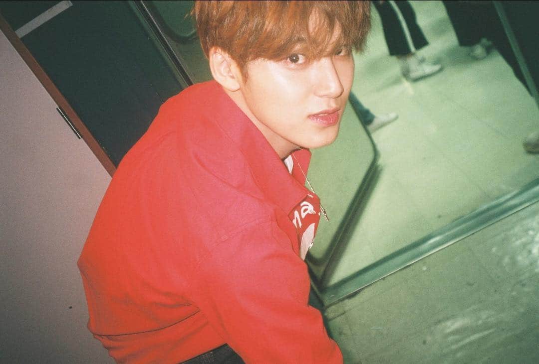 ミンギュのインスタグラム：「인가 1주년 ❤️고마워요❤️」
