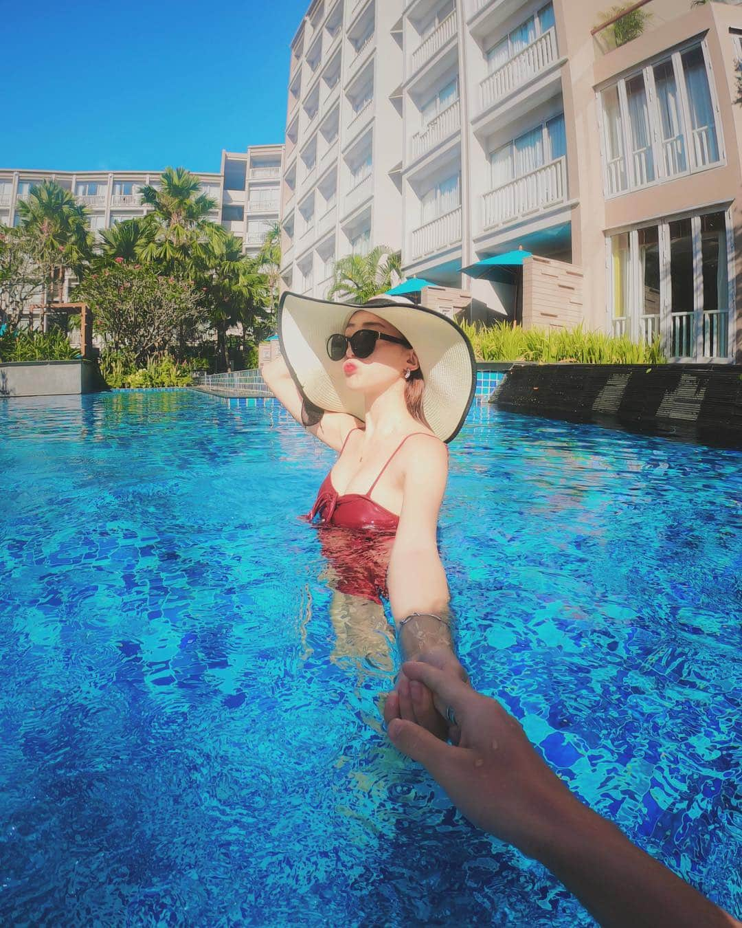 神田咲凛さんのインスタグラム写真 - (神田咲凛Instagram)「. 💦🔥🌴 #GoProのある生活 #プールのある生活笑 #カンダトラベル」2月13日 20時12分 - t12345vxq