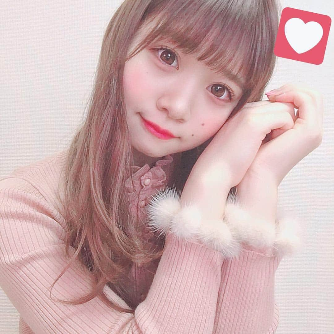 橋村理子のインスタグラム：「腕に生き物ついてる系女子(？)」