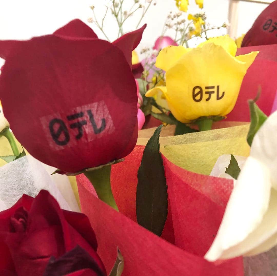 馬場典子さんのインスタグラム写真 - (馬場典子Instagram)「先月の話ですが…#番町スタジオ オープン祝いのお花が可愛かったです〜#日テレ」2月13日 20時49分 - baba_channel