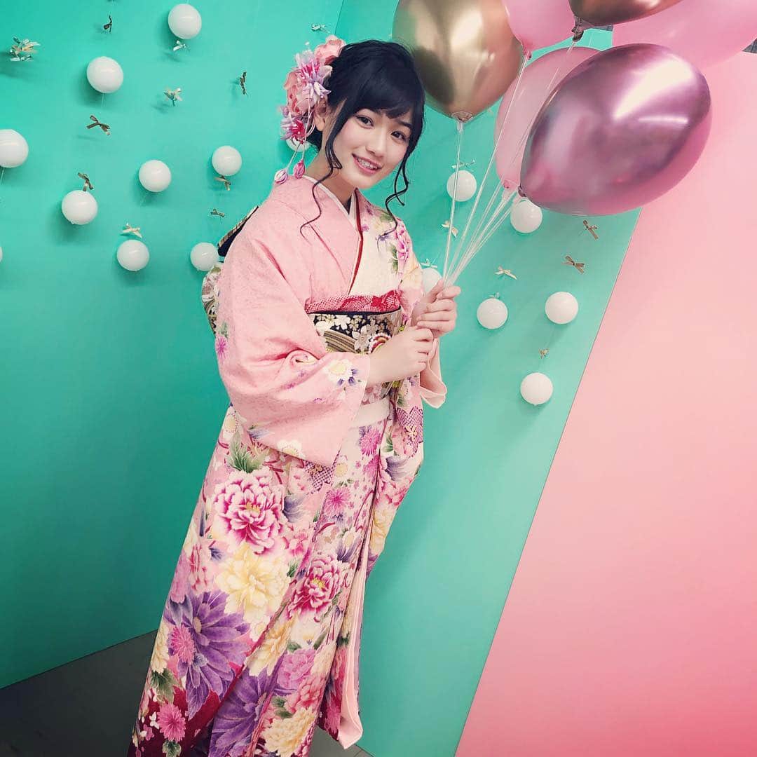 滝口きららさんのインスタグラム写真 - (滝口きららInstagram)「振袖×風船🎈  #ぷりずむ館  #振袖コレクション  #滝口きらら #ゑんら」2月13日 21時13分 - wyenra_kilala