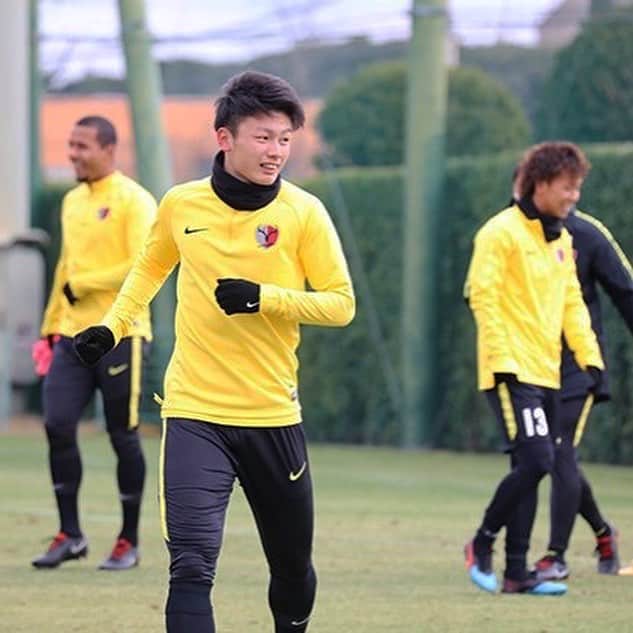 上田綺世のインスタグラム：「またお世話になります。 よろしくお願いします！  応援よろしくお願いします。  #鹿島アントラーズ #kasimaantlers  #上田綺世」