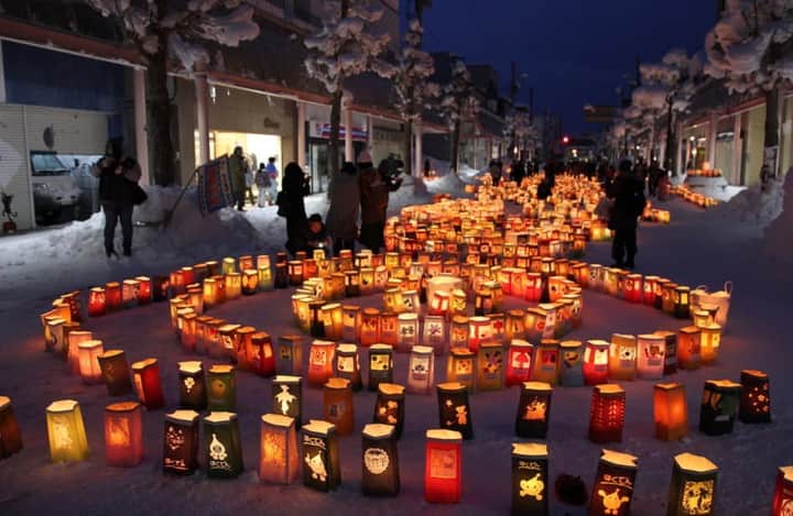 Taiken Japanのインスタグラム：「This Lantern Festival is held annually in the town of Takikawa, central Hokkaido. This year's event is scheduled for February 23. ⠀⠀⠀⠀⠀⠀⠀⠀⠀⠀⠀⠀ Photo credit: @sahassel ⠀⠀⠀⠀⠀⠀⠀⠀⠀⠀⠀⠀ Read more about this and other Japan destinations & experiences at taiken.co! 🗾 ⠀⠀⠀⠀⠀⠀⠀⠀⠀⠀⠀⠀ #lanternfestival #lanterns #lantern #takikawa #滝川市 #winter #cold #lightdisplay #hokkaido #北海道 #festival #japanesefestival #night #nightphoto #lovejapan #japan #japan🇯🇵 #japantravel #japantravelphoto #japanese #japanlover #japanphotography #traveljapan #visitjapan #japanlife #travel #travelgram #travelphotography #holiday #roamtheplanet」