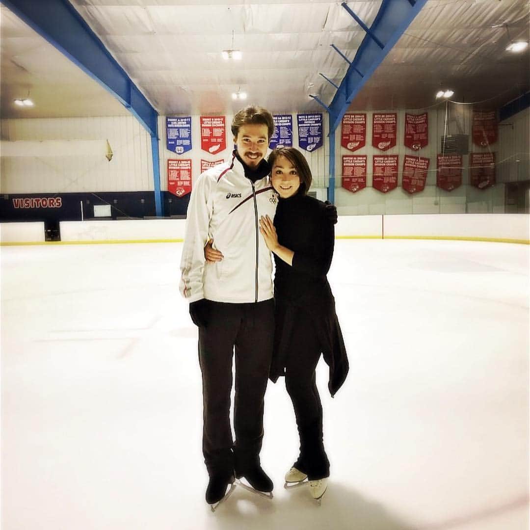 クリス・リードのインスタグラム：「After 3 and a half years, we held hands skated to our hearts content on the ice. Was so much fun to skate with you again @cmr2070! あれから３年半、そして今、キャシーと僕は手を取り、僕たちの心のそこからのアイスダンスへの愛と一緒に滑った。キャシー、君と一緒に滑るのは、とても楽しかったよ！ #memories #c&c」